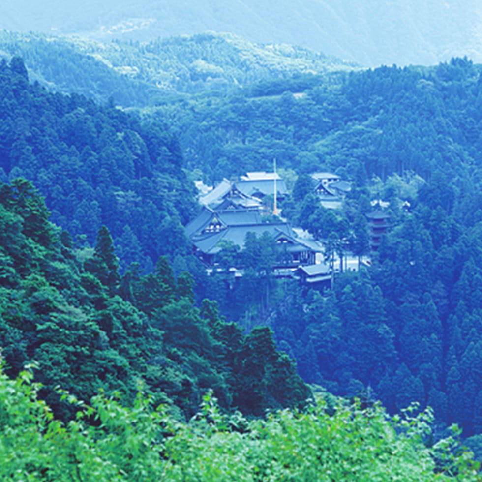 奥之院思親閣・七面山敬慎院 | 境内案内 | 身延山久遠寺オフィシャル